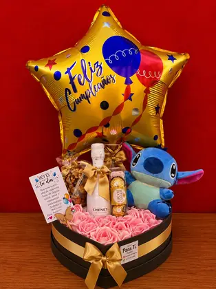Sorpresa Kiut: Caja corazón de lujo con vino JP Chenet, rosas eternas, peluche y Ferrero — regalo a domicilio en Bogotá
