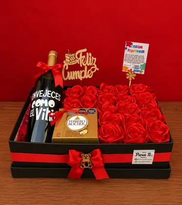 Caja de Lujo: Caja negra 32×20 cm con vino personalizado y hasta 20 rosas eternas — regalo a domicilio en Bogotá