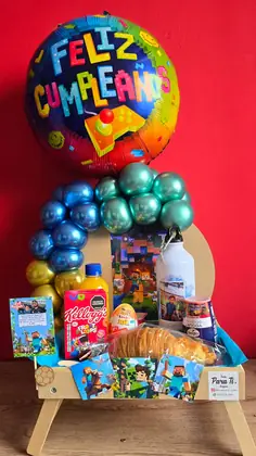Sorpresa Infantil Temática: Caramañola personalizada con el personaje favorito y arco de globos — regalo a domicilio en Bogotá